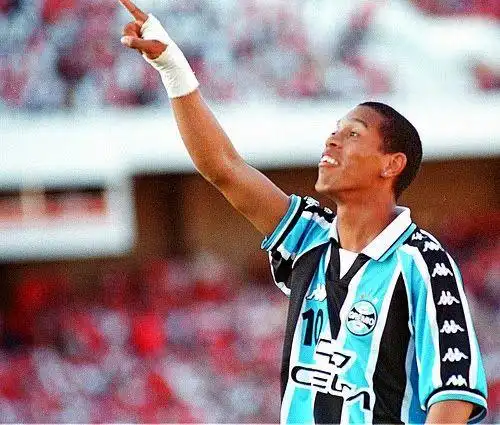 展现了归化 展现了归化