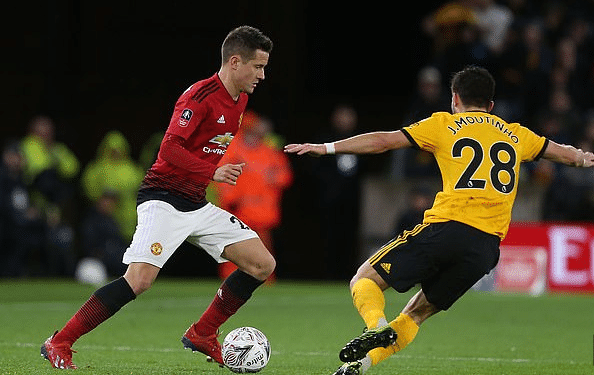 过巨资引入 过巨资引入