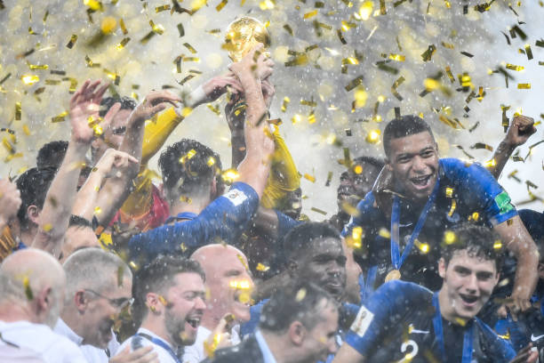 还是现实中 还是现实中